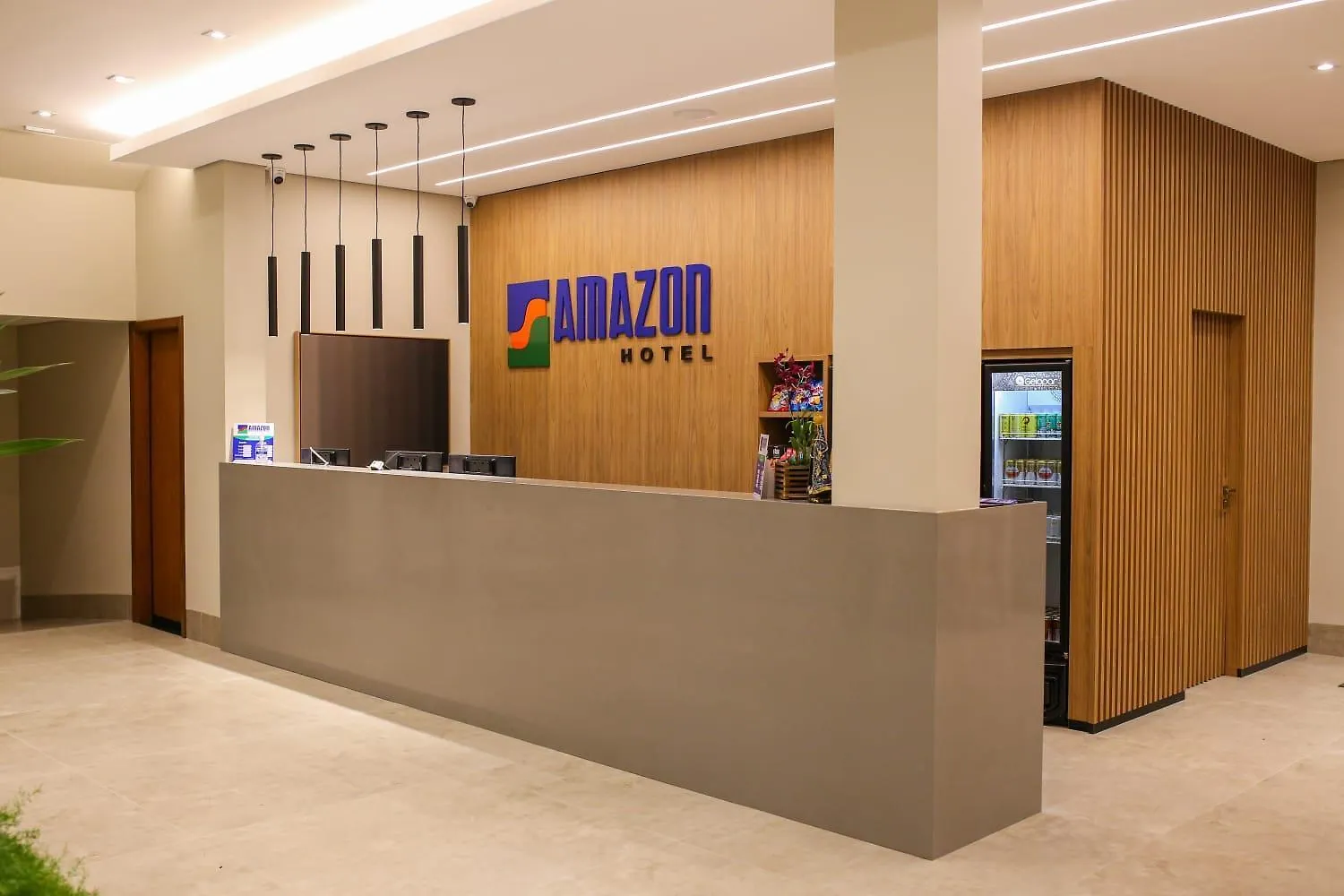 Amazon Green Hotel
